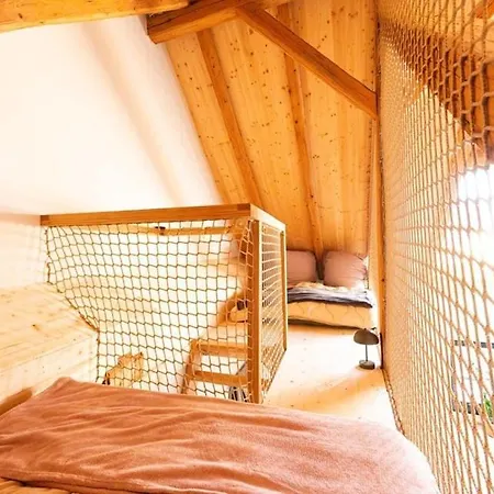 Hofglueck & Scheunenliebe Sauna Whirlwanne Heimkino Spielscheune
