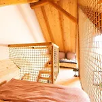 Hofglueck & Scheunenliebe Sauna Whirlwanne Heimkino Spielscheune