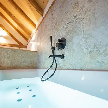 Hofglueck & Scheunenliebe Sauna Whirlwanne Heimkino Spielscheune Apartamento *